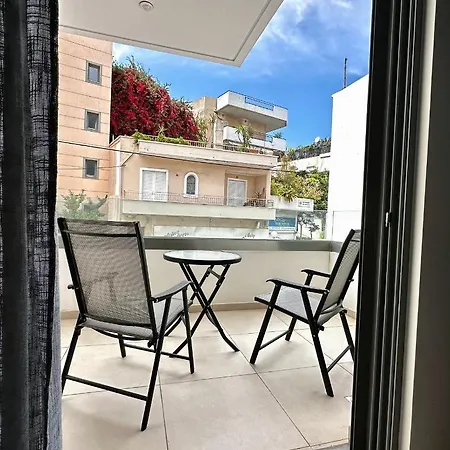 Apartment Dafni 2 *